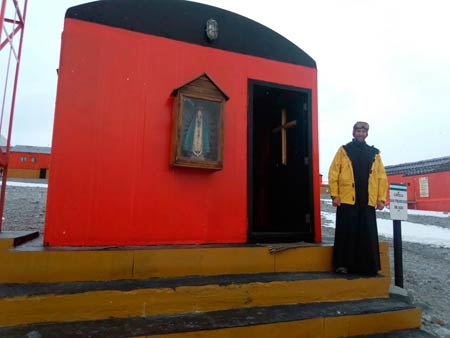 Entrevista al Capellán Castrense de la Base Antártica Esperanza